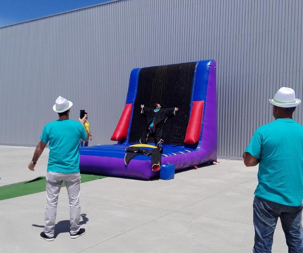 Imagem Principal do Produto Parede de Velcro