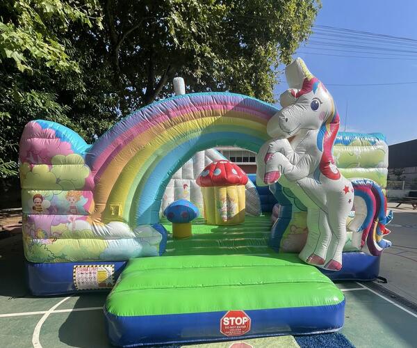 Imagem Principal do Produto Castelo Unicórnio